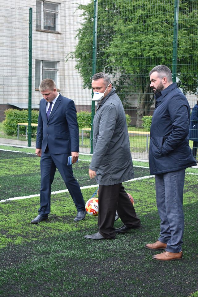 Відкриття футбольних поля в Новій Олександрівці. Фото