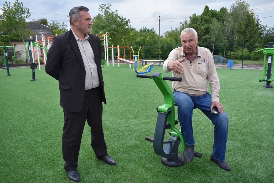 Відкриття спортивних майданчиків в с. Стайки. Фото