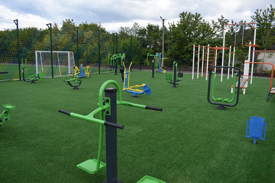 Відкриття спортивних майданчиків в с. Стайки. Фото