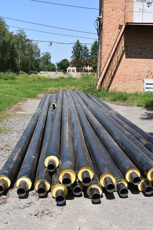 Будівництво футбольного поля в Ставищі. Фото
