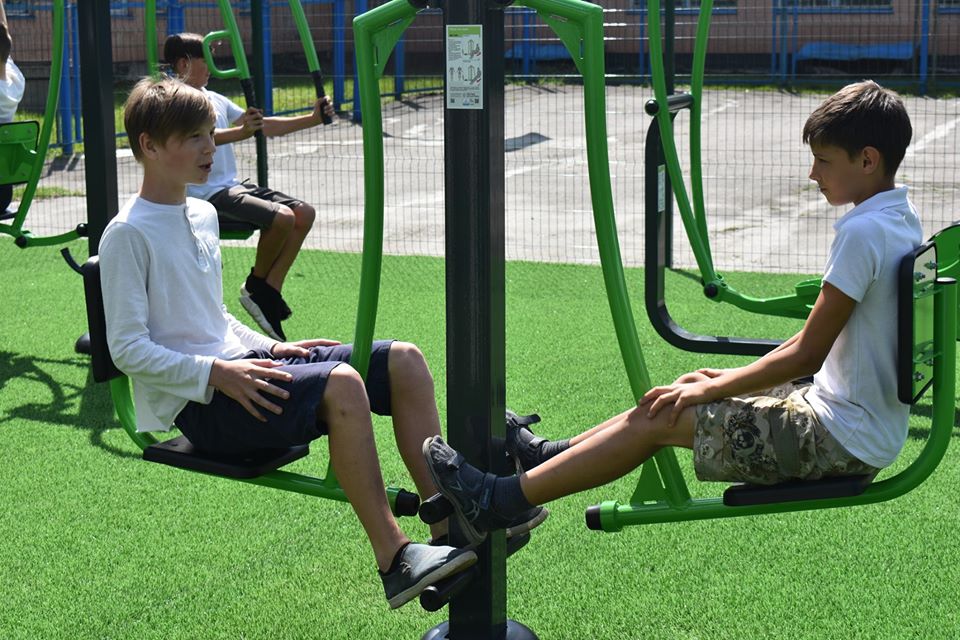 Відкриття воркаут-майданчика в Красилівці. Фото