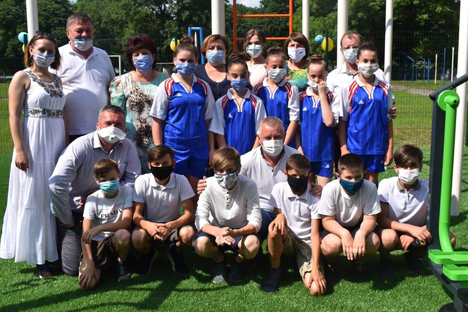 Відкриття воркаут-майданчика в Красилівці. Фото