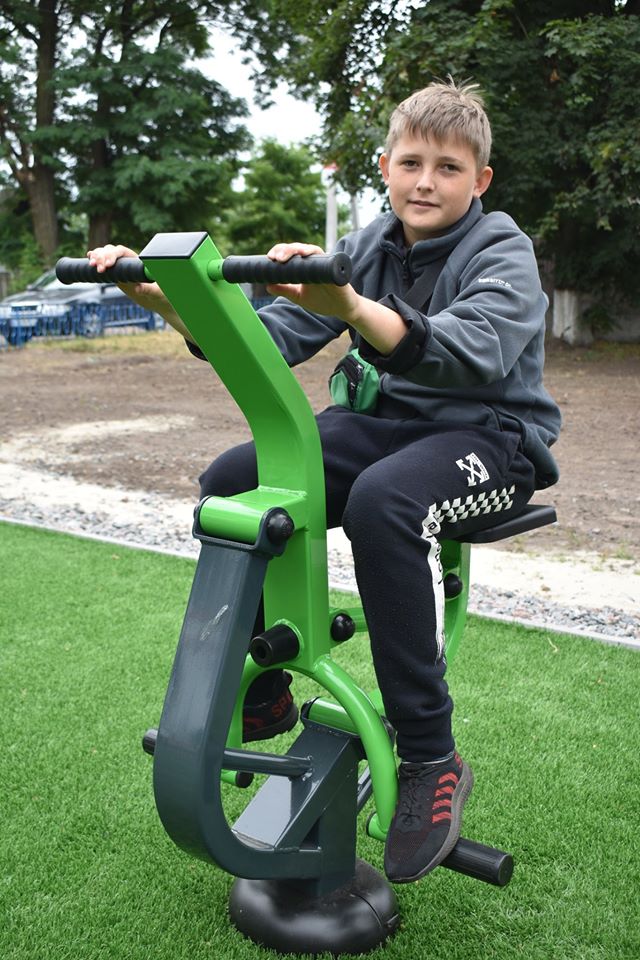 Відкриття воркаут-майданчика у Волошинівці. Фото