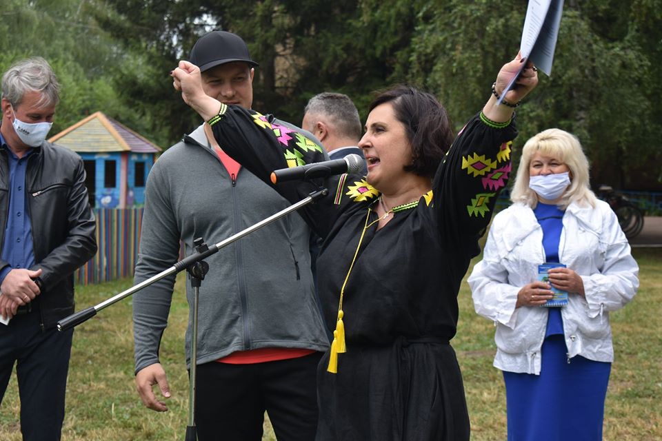 Відкриття воркаут-майданчика у Волошинівці. Фото