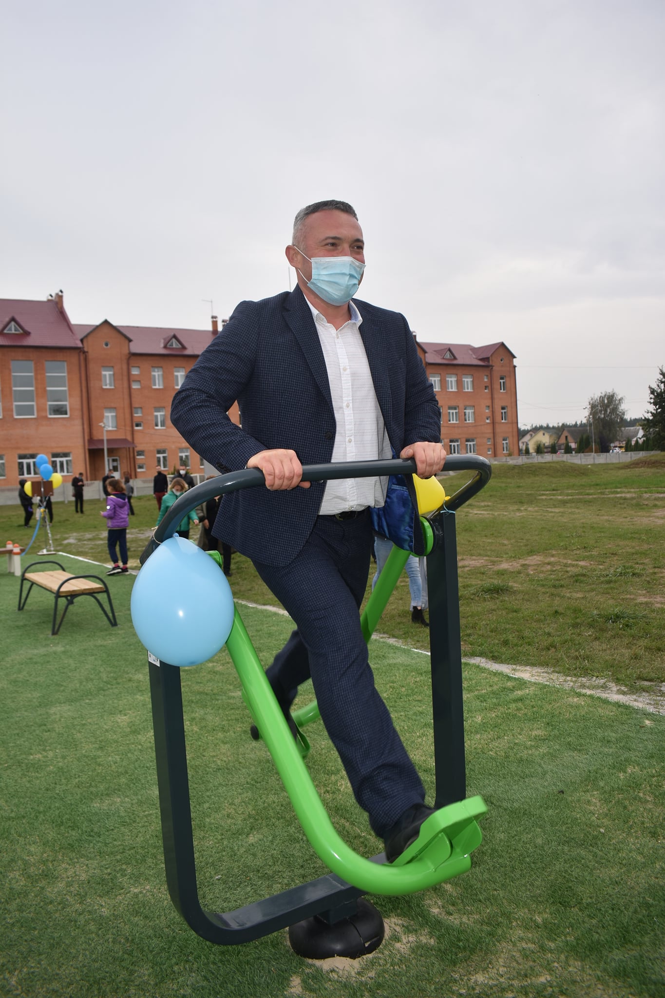 Відкриття воркаут-майданчиків у Васильківському районі. Фото