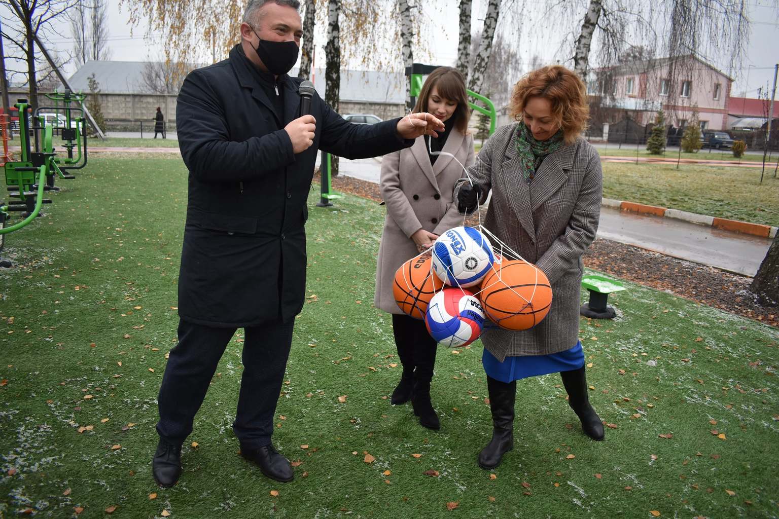 Відкриття спортивних майданчиків в Юрівці та Калинівці. Фото