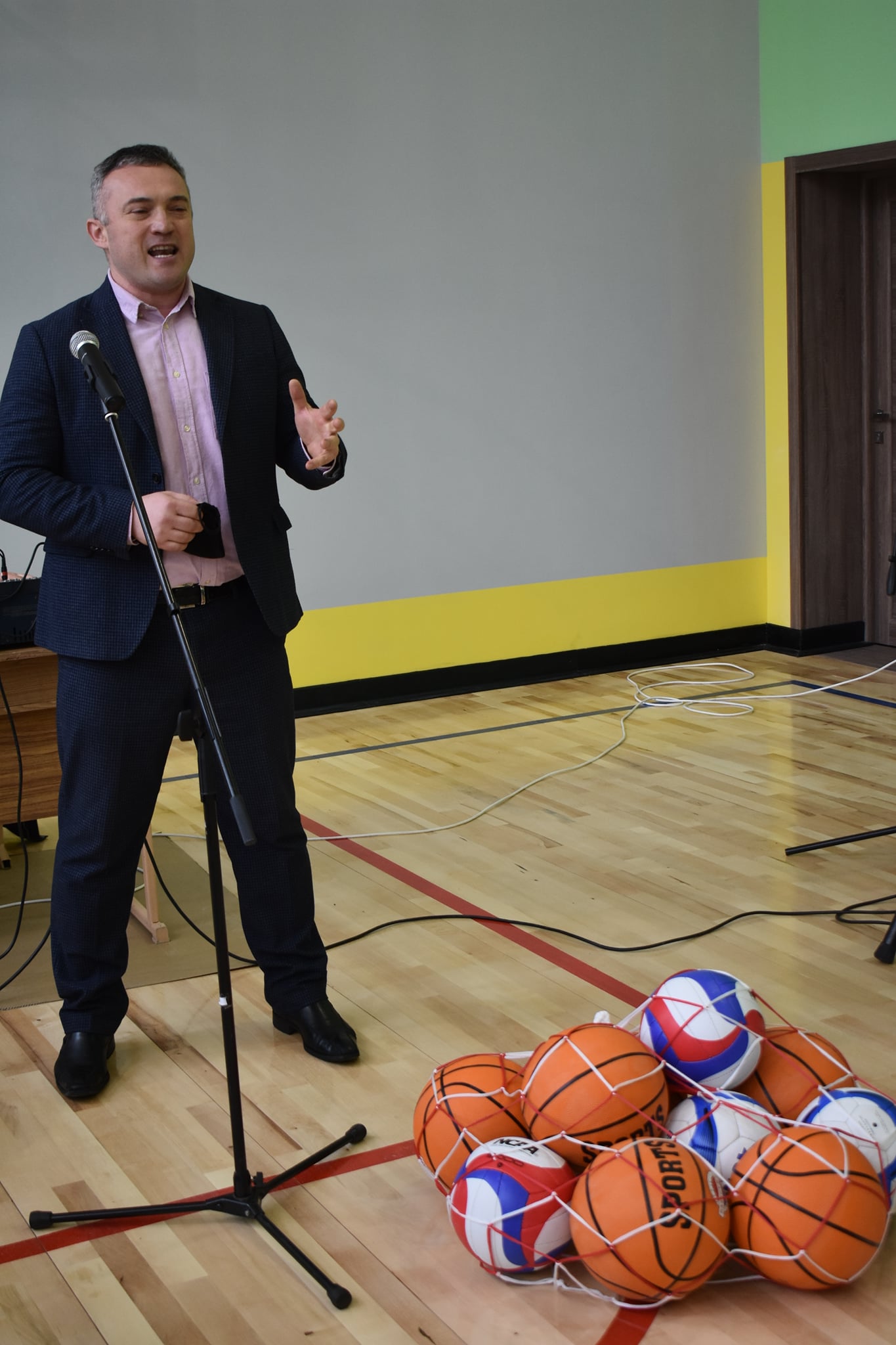 Відкриття спортзалу в Калинівській школі. Фото