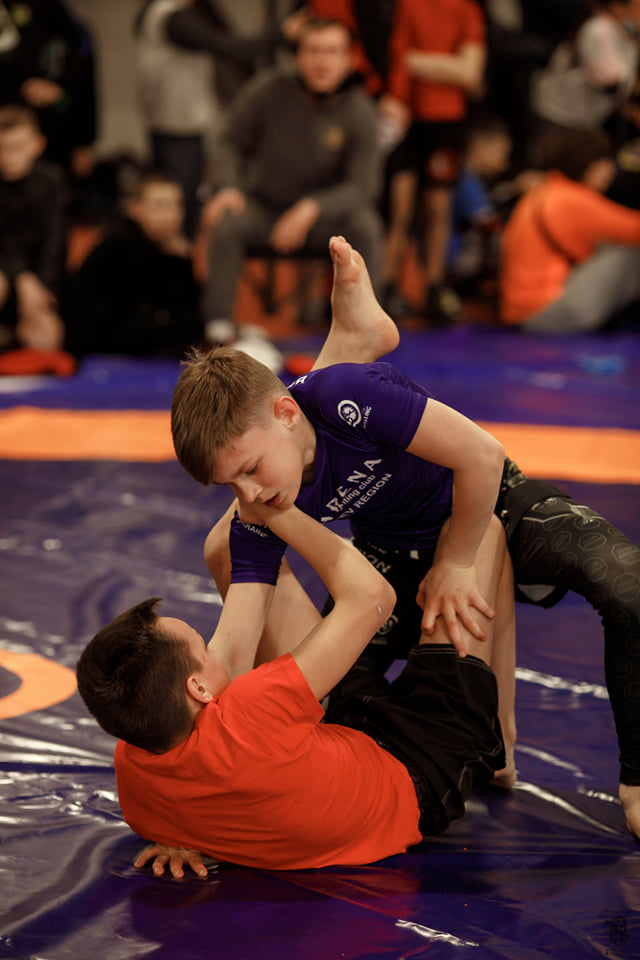 турнір з панкратіону та греплінгу. фото