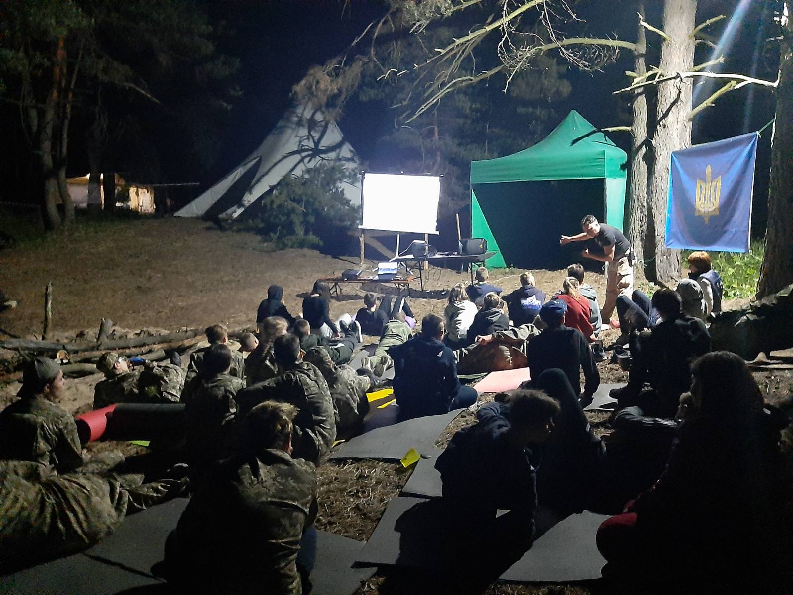 наметові таборівки на Київщині. фото