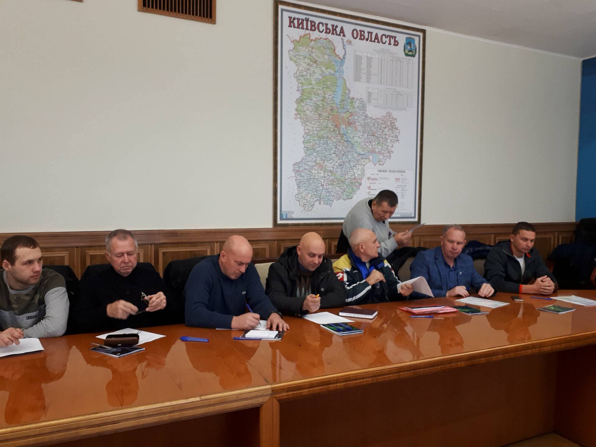 Федерація з веслування на байдарках і каное