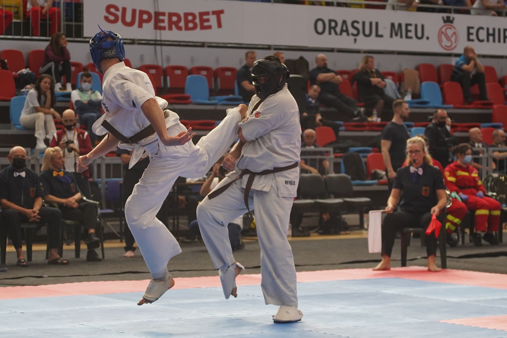  чемпіонат Європи з кіокушинкай карате, Румунія. фото