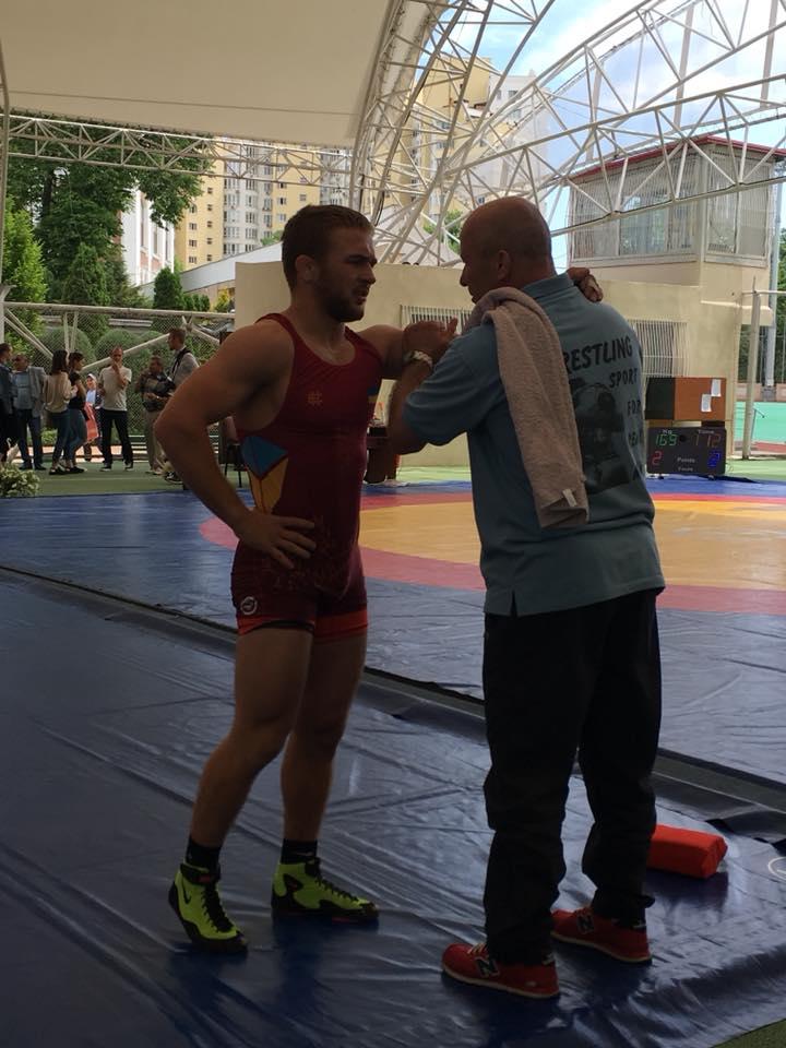 Обухівська ДЮСШ. Фото