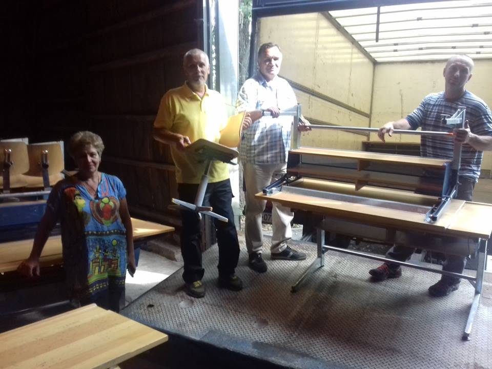 Нові парти для березанської спортшколи. Фото