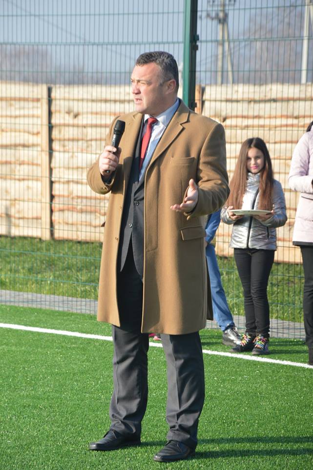 Відкриття футбольного поля у Шевченковому. Фото