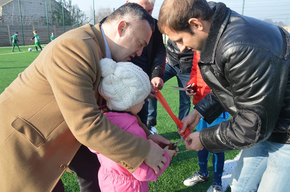 Відкриття футбольного поля у Шевченковому. Фото