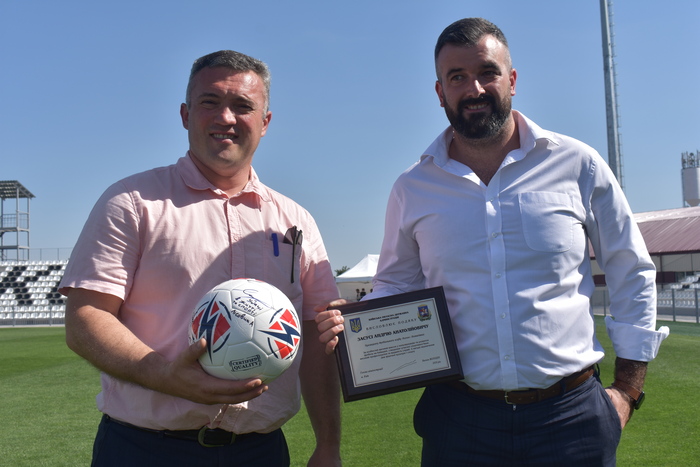 Відкриття стадіону Колос (Ковалівка). Фото