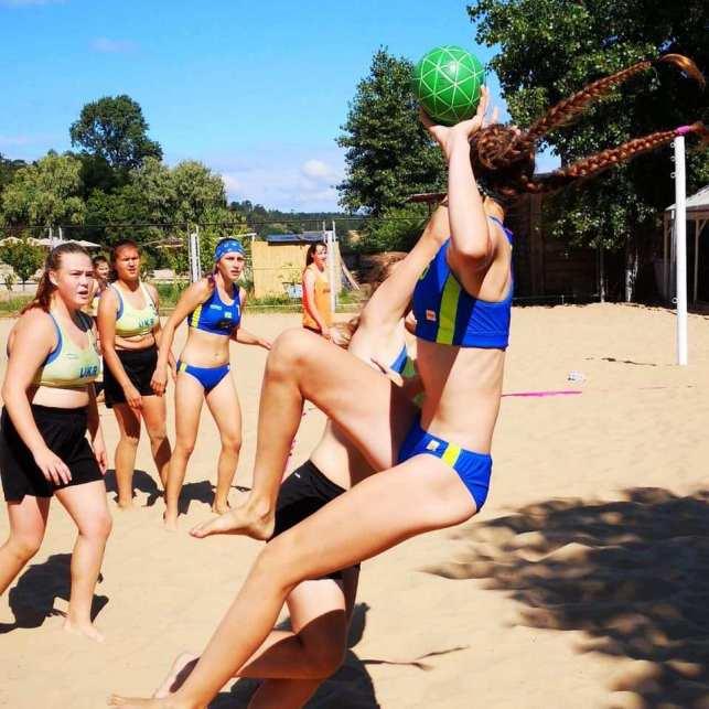 Чемпіонат України з пляжного гандболу серед юнаків та дівчат 2004-05 років народження. фото