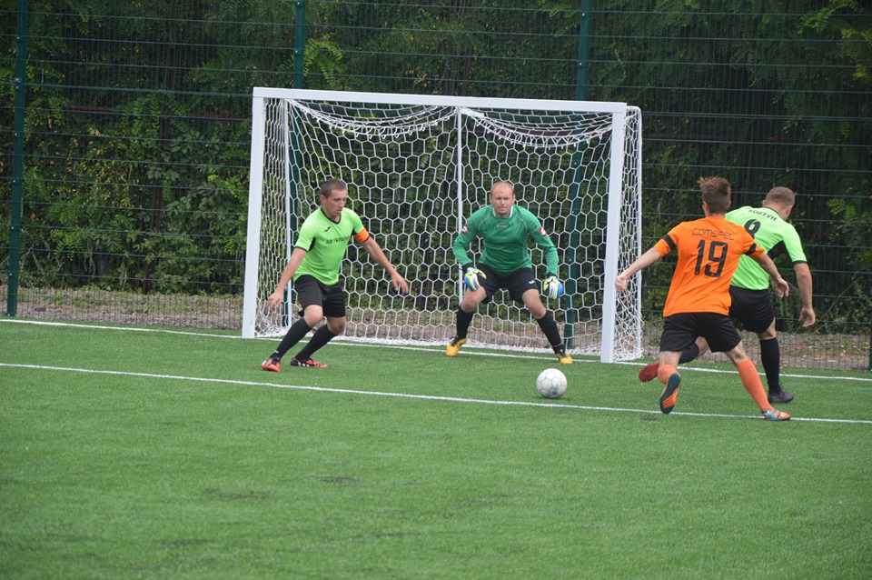 Відкриття міні-футбольного майданчика, Телешівка. Фото