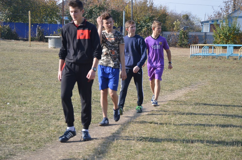 Спортивний урок в Тетієві. Фото