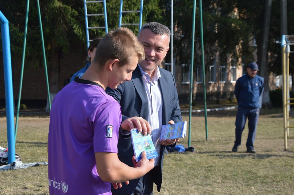 Спортивний урок в Тетієві. Фото