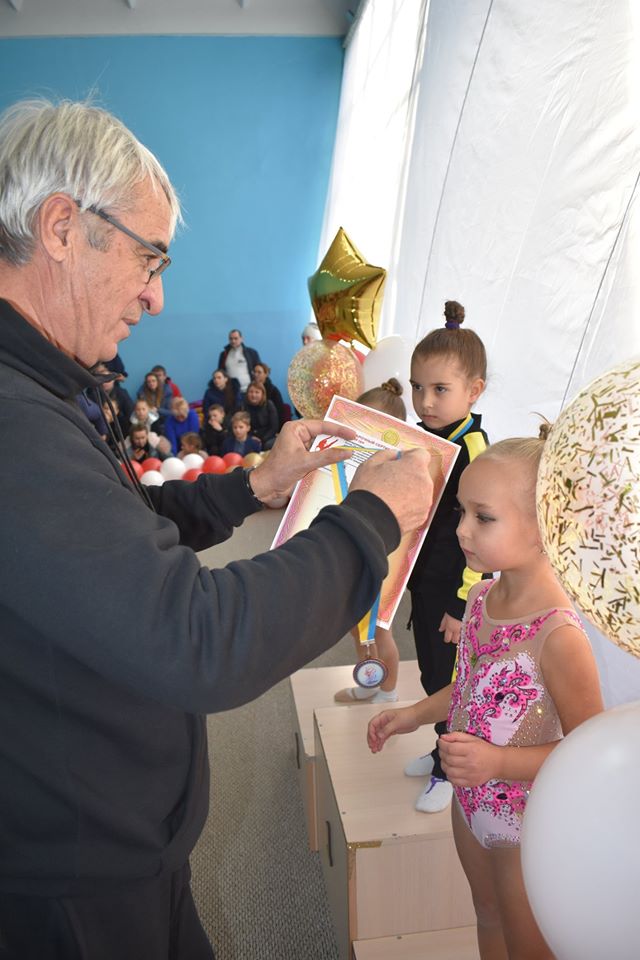 Турнір з художньої гімнастики Золота осінь у Щасливому. Фото