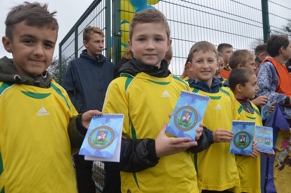  Відкриття спортивного майданчика в Переяславському. Фото