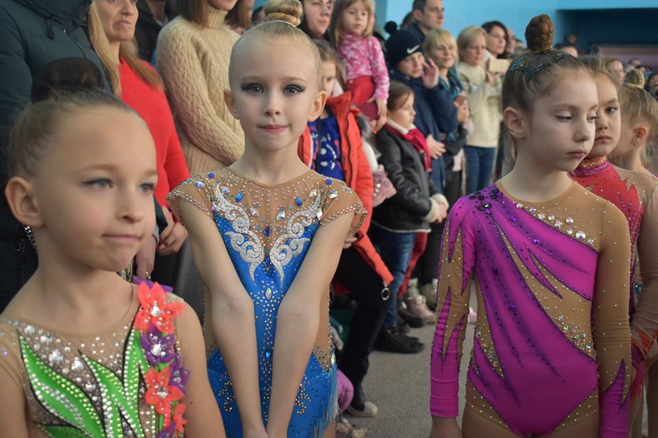 Турнір з художньої гімнастики Золота осінь у Щасливому. Фото