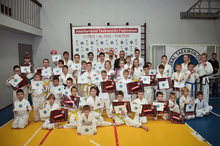 Атестація з таеквондо. Фото