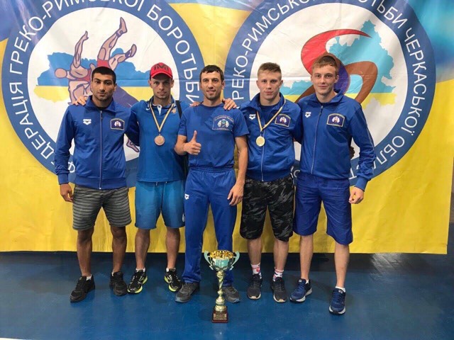 Симоненко Василий Калиниченко Алексей Пикалов Дмитрий тренер Политаев Артур Кузнецов Александр тренер. фото