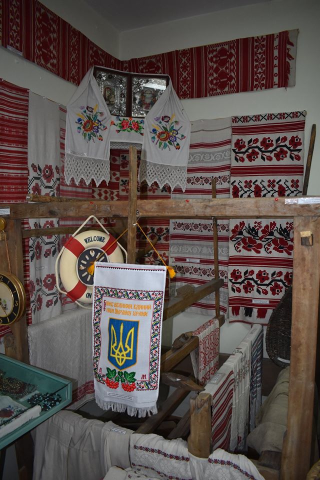 Відкриття футбольного поля в Новій Олександрівці. Фото