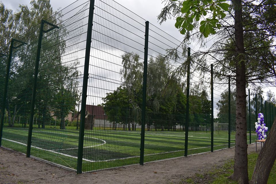 Відкриття футбольних поля в Новій Олександрівці. Фото