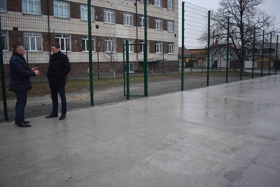 Будівництво мультифункціональних майданчиків, Калинівка. Фото