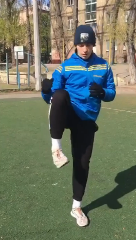 Спорт вдома від клубу Сенто. Фото