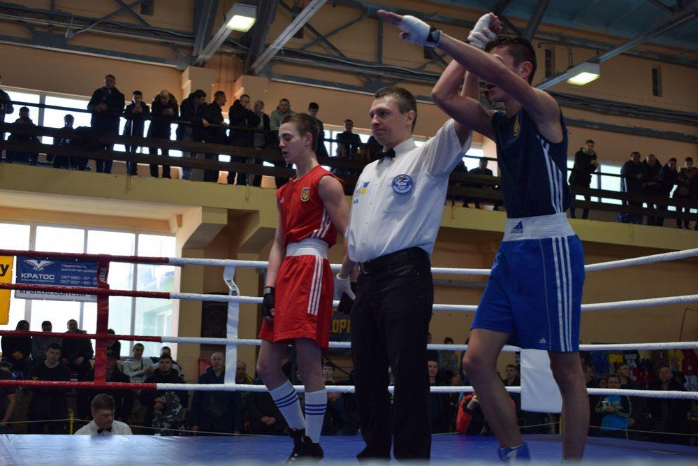 чу з боксу. фото