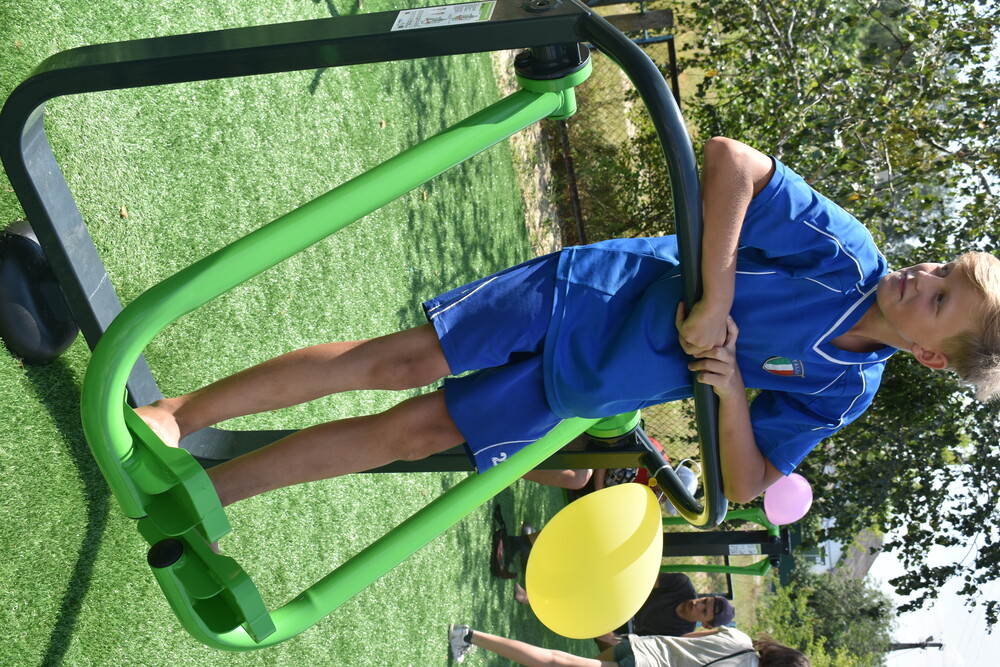 Відкриття воркаут-майданчика у Новому Заліссі. Фото