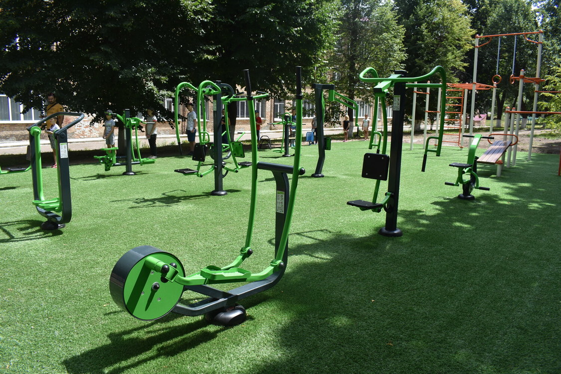 Відкриття воркаут-майданчика, Богуслав. Фото