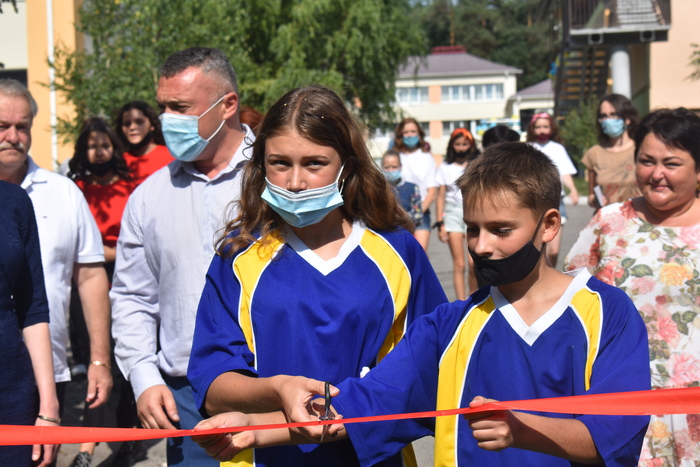Відкриття мультифункціонального майданчика у Володарці. Фото
