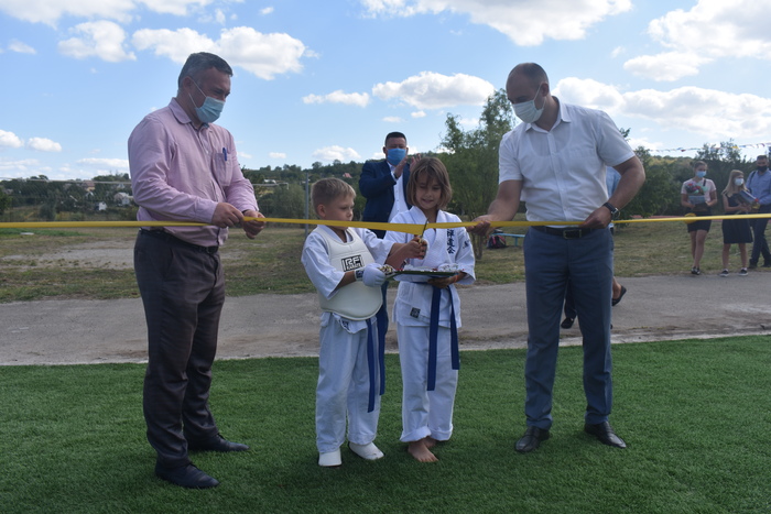 Відкриття воркаут-майданчиків в Обухівському районі. Фото