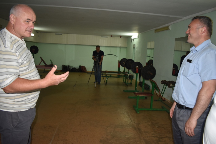 Будівництво футбольного поля в Богуславі. Фото