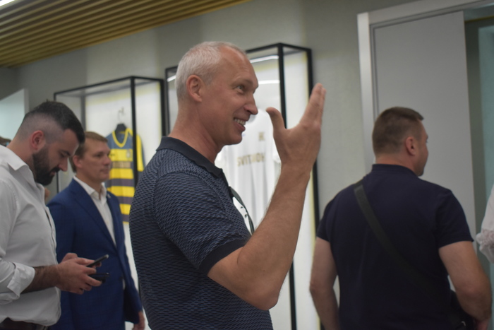 Відкриття стадіону Колос (Ковалівка). Фото