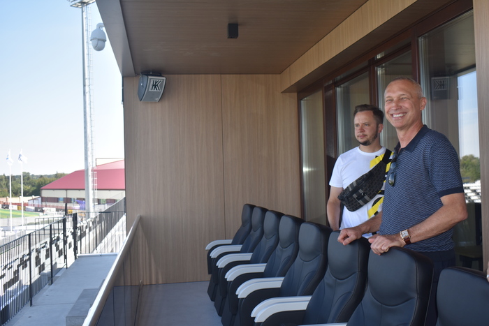 Відкриття стадіону Колос (Ковалівка). Фото