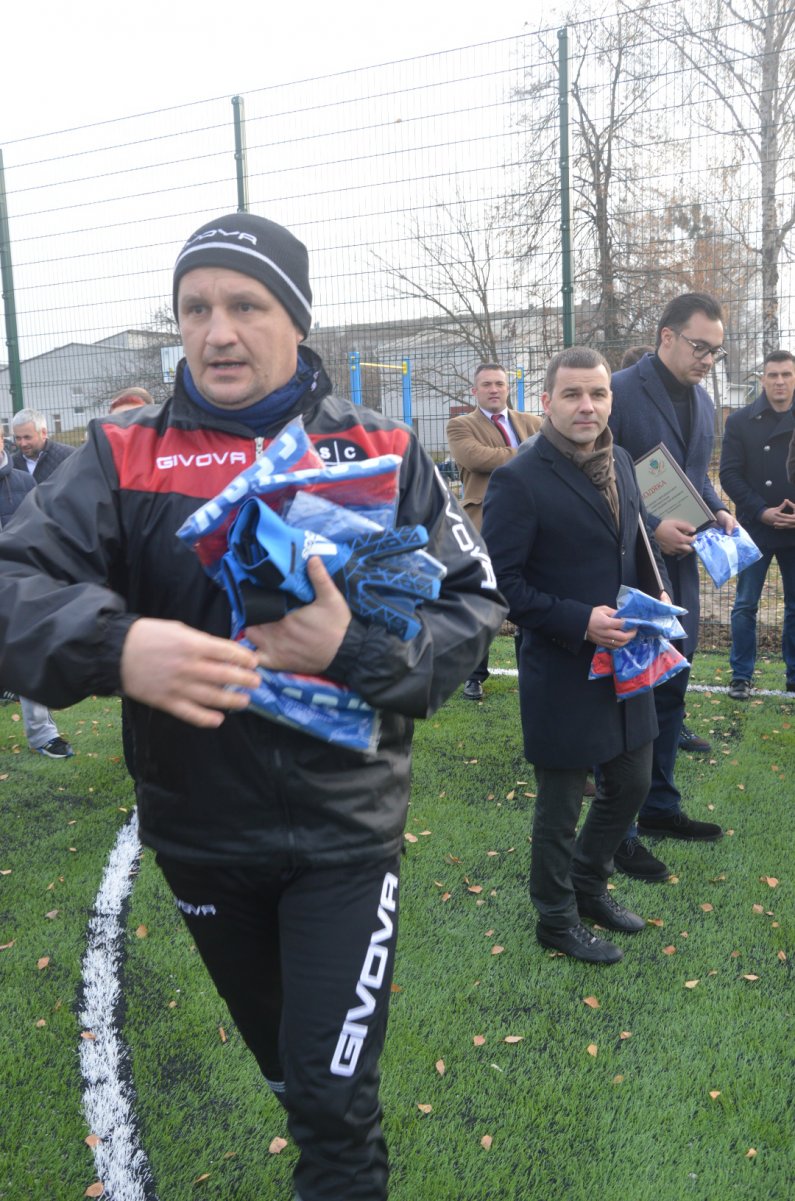 Відкриття футбольного поля в Крюківщині