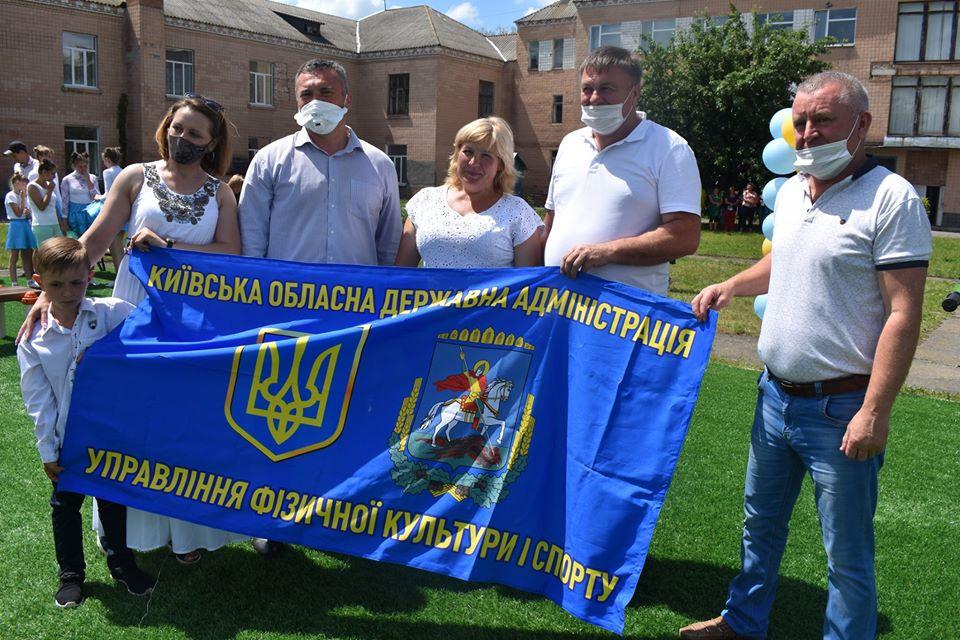 Відкриття воркаут-майданчика в Іванівці. Фото