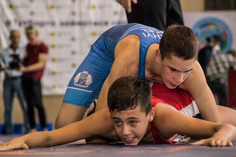 Турнір з греко-римської боротьби памяті Узуна, Маріуполь. Фото