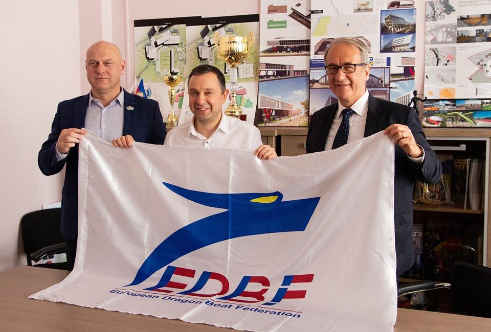 Чемпіонат Європи з веслування на човнах Дракон. Фото