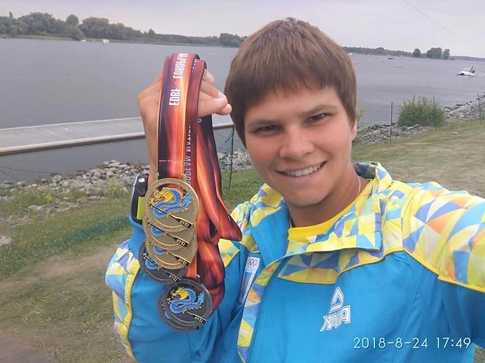 ЧЄ з веслування на човнах «Дракон». Фото ЧЄ з веслування на човнах «Дракон». Фото