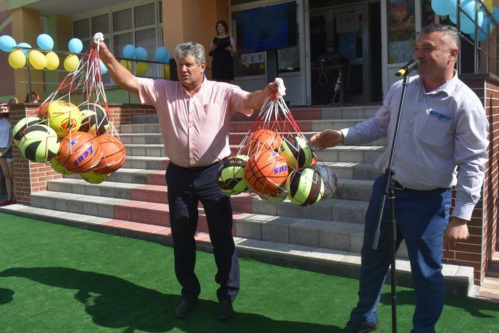 Відкриття мультифункціонального майданчика у Володарці. Фото