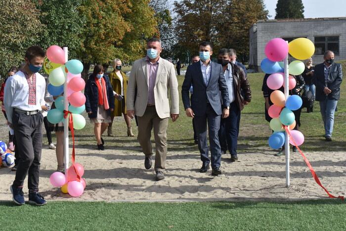 Відкриття воркаут-майданчика в Жоравці. Фото Відкриття воркаут-майданчика в Жоравці. Фото