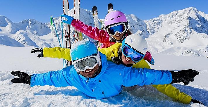 База зимових видів спорту у Вишгороді. Фото