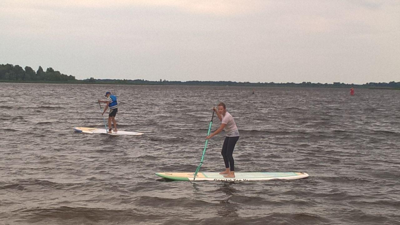 Захід до Дня Конституції, Українка. Фото